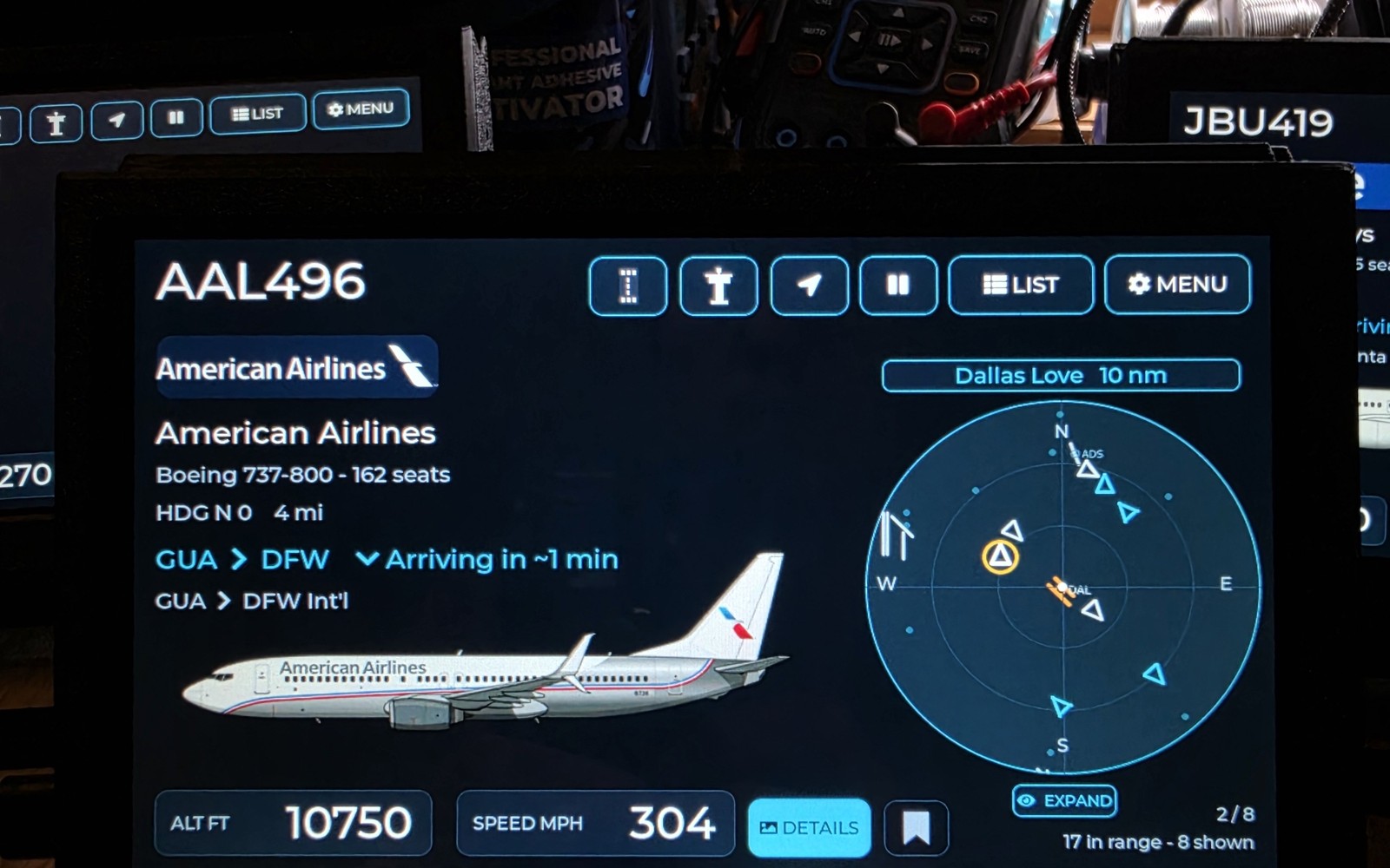 WingsAbove current flight card showing an American Airlines Boeing 737 with live route, altitude, speed and nearby radar traffic